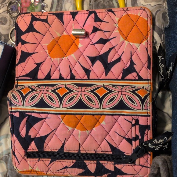 Vera Bradley Floral Patterned Wristlet Wallet - Picture 7 of 8